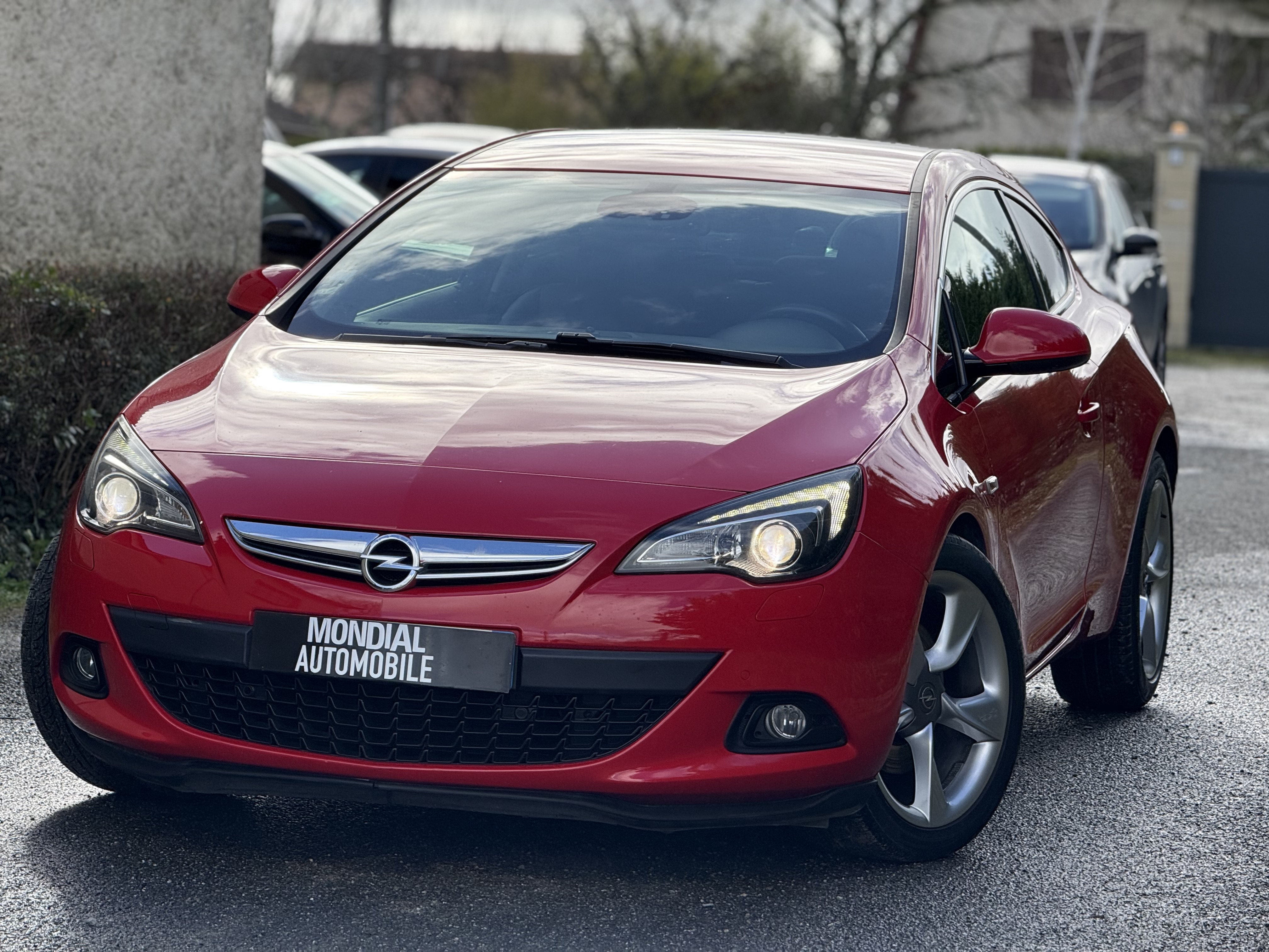 OPEL Astra GTC 2.0 CDTI 165 CH FAP START/STOP PANORAMIQ